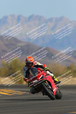 media/Mar-20-2023-Moto Forza (Mon) [[d0bbc59e78]]/1-A Group (Green)/Session 2 (Turn 14)/